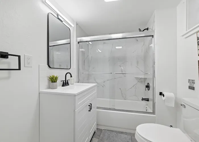 Millvale D Cozy And Unique Private Bedroom With Shared Bathroom * Pittsburgh